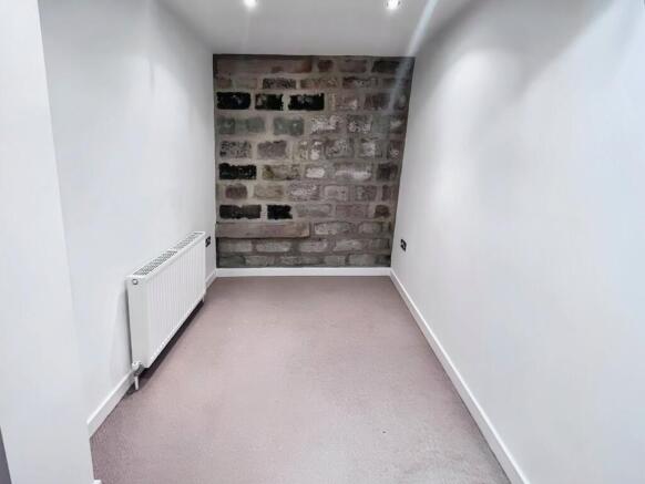 2 bed Apartment for sale Image 5