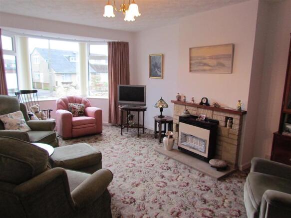 The spacious lounge