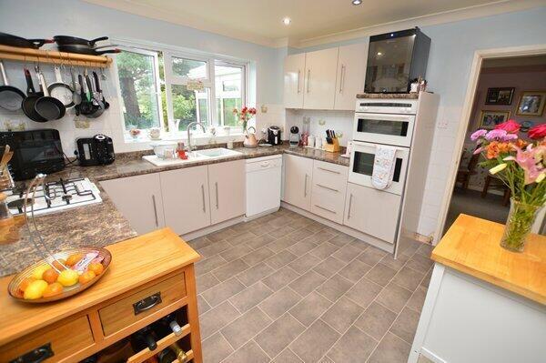 breakfast/kitchen