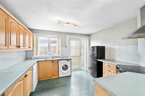 Forrest Walk, Uphall, EH52