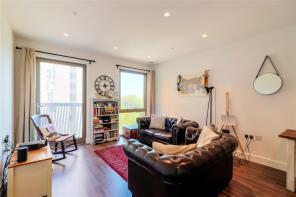 12 Flat 54, Rathbone Market, Barking Road, Canning Town, London E16 1GY