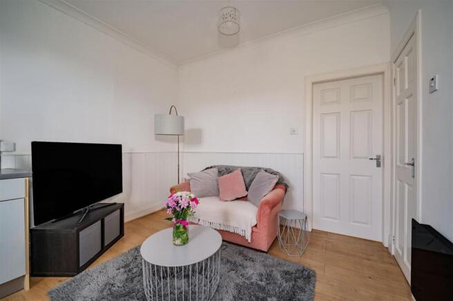 1L15 Lawrence Street BF-6.JPG