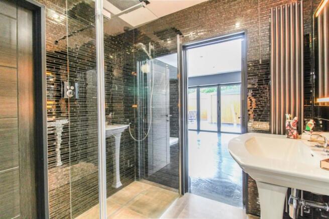 Downstairs Bathroom