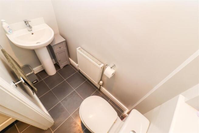 3 bed Detached for sale Image 8