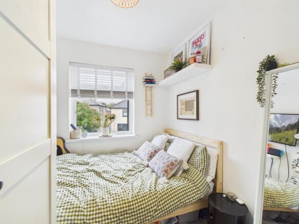3 bed Semi-Detached for sale Image 6