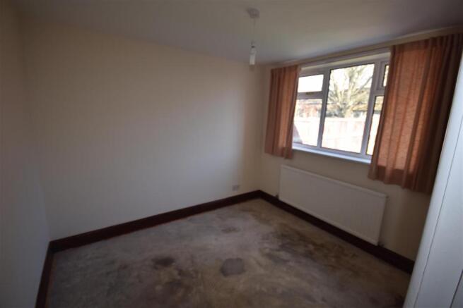 29 Hall St Bed2.JPG