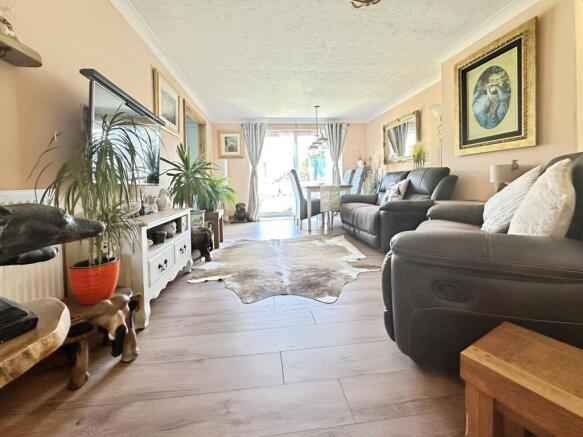 Tudux, Drake Avenue, Minster-on-sea, Kent photo 5