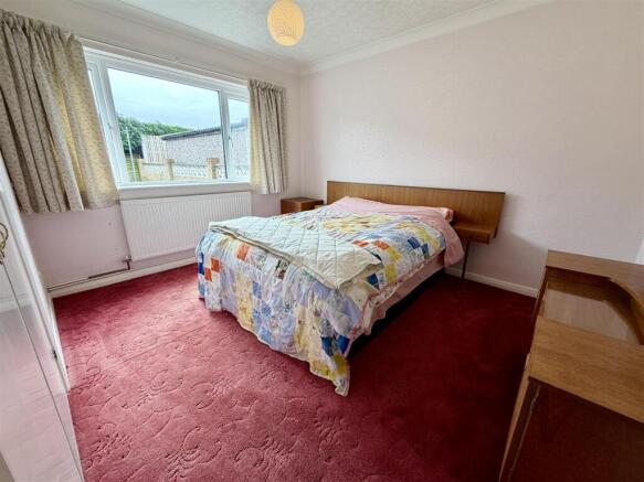 2 bed Detached Bungalow for sale Image 8