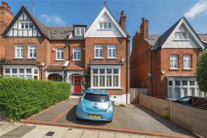 52, Onslow Gardens, Hornsey, London N10 3JX