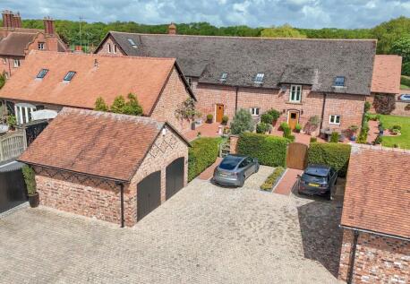 Brookside Farm, Pulford, Chester