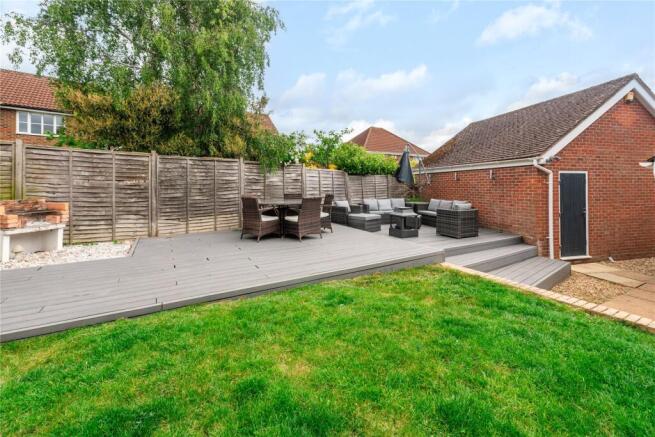 Rossini Place, Old Farm Park, Milton Keynes, Buckinghamshire, MK7 photo 4
