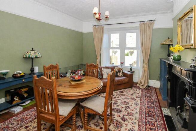 3 bed Detached for sale Image 5