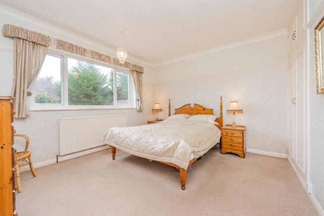 Scraptoft-Lane-Leicester-bungalow-IMG_8059.jpg