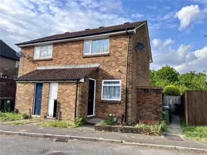 Coachlads Avenue, Guildford, Surrey, GU2