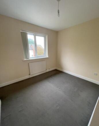 Bedroom 1.jpg