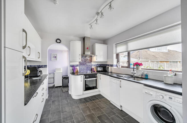 1305815136846dfad4384d