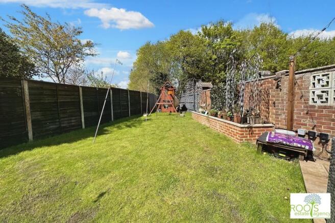 Garden space for pla