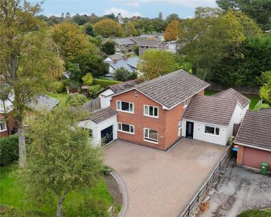Birkenhead Road, Willaston, Neston