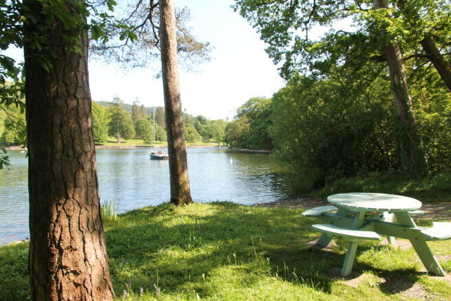 Lake Frontage