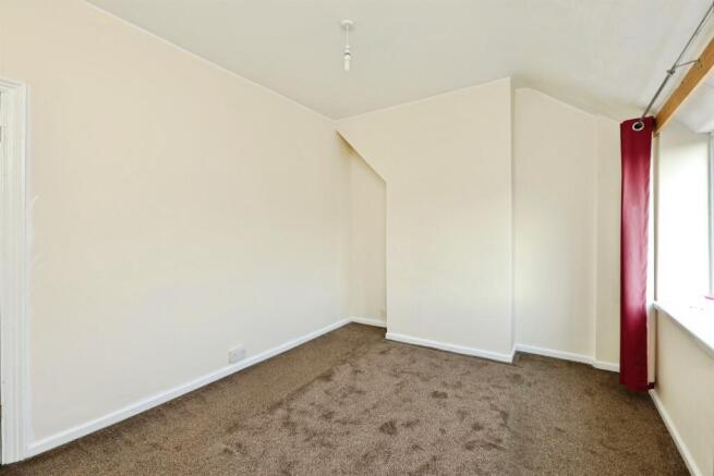 3 bed Terraced for sale Image 10