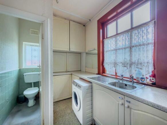 3 bed Detached for sale Image 7