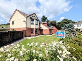 9 Ger Y Nant, Troed Yr Ynys, Bronwydd, Carmarthen SA33 6BE