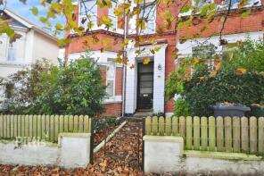 Flat 2, 96, Station Avenue, Sandown PO36 8HD