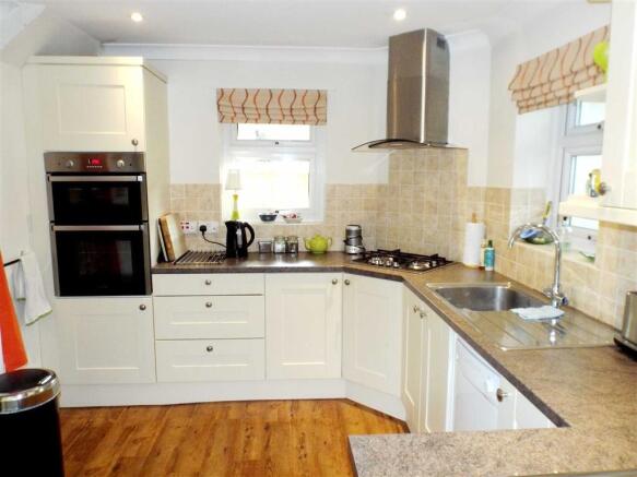 DINING-KITCHEN: