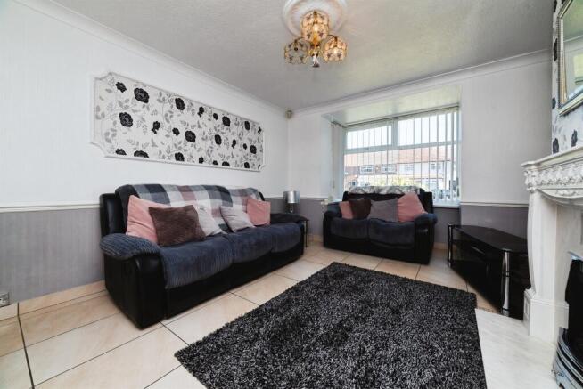 2 bed Semi-Detached for sale Image 9