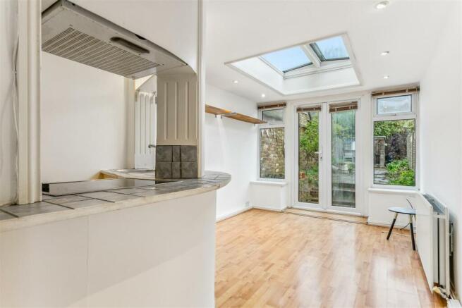 FOR SALE_Chiswick Road, W4