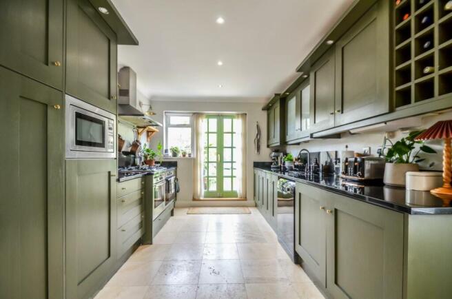 Kitchen .jpg