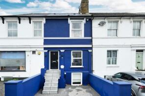 5, Cholmley Terrace, Portsmouth Road, Thames Ditton KT7 0XX