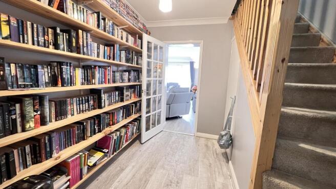 Photo 3