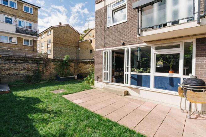 Whitton Walk E3