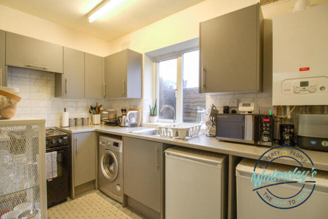 Modern Kitchen_