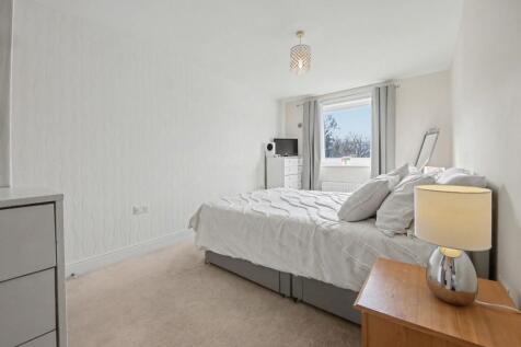 489 Butts Road, Southampton, SO19