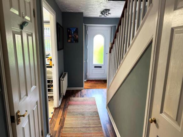 4 hallway.JPG