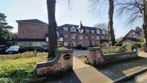 7, Lynwood, Victoria Road, Wilmslow SK9 5HN