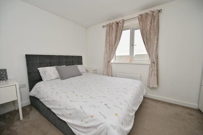 2 bed Town House for sale Image 10