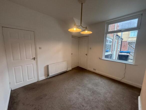 3 bed Terraced for sale Image 8