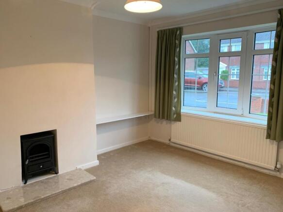 34 Glyn Rhosyn living1-1.jpg