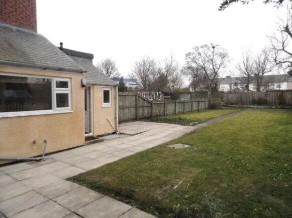 EXTERNAL PHOTO 2