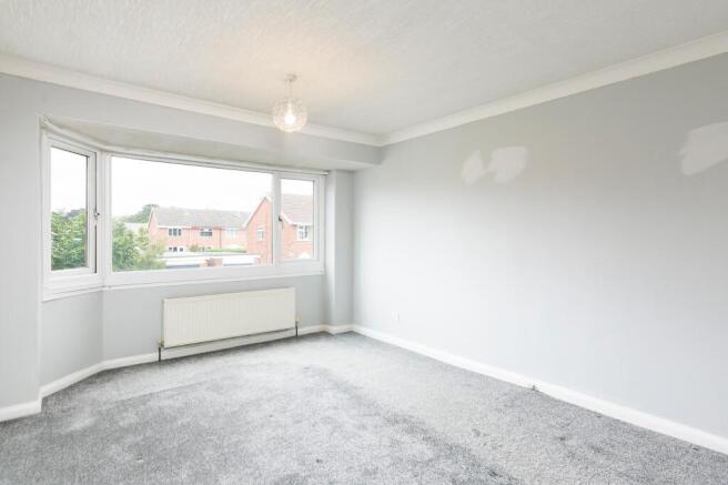 4 bed Semi-Detached for sale Image 11