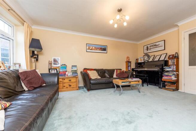 21 Gorst Close (8 of 22).jpg