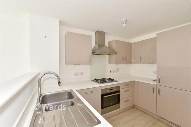 Quarry Way, Hythe, Kent photo 4