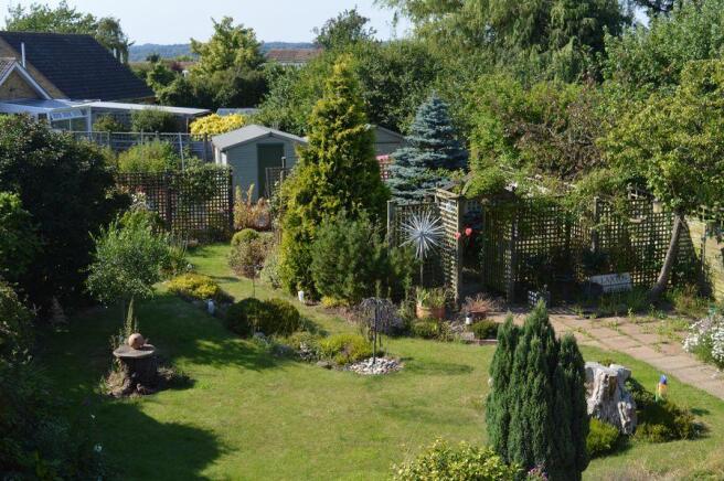 GARDEN 4