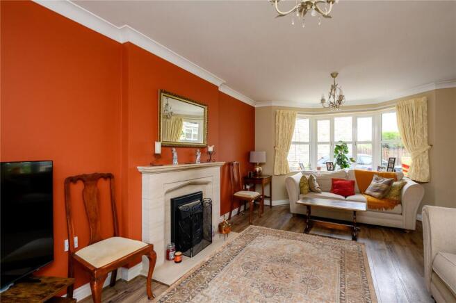 4 bed Detached for sale Image 5