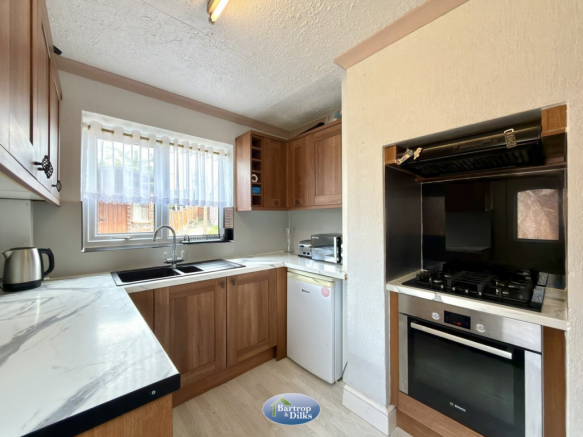 2 bed Semi-Detached for sale Image 5