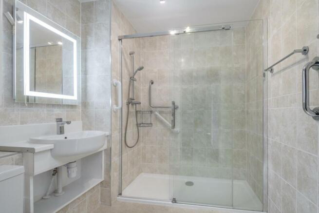 1 bed Retirement Property for sale Image 4