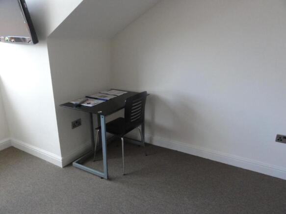 1 bed Flat to rent Image 6